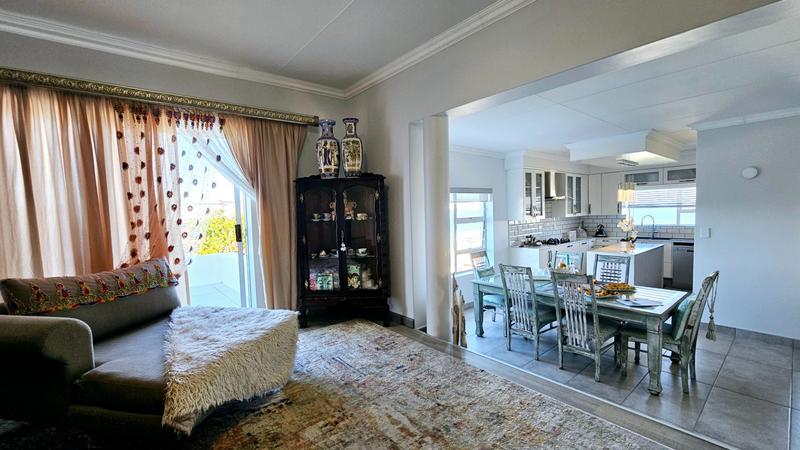 4 Bedroom Property for Sale in Dana Bay Western Cape